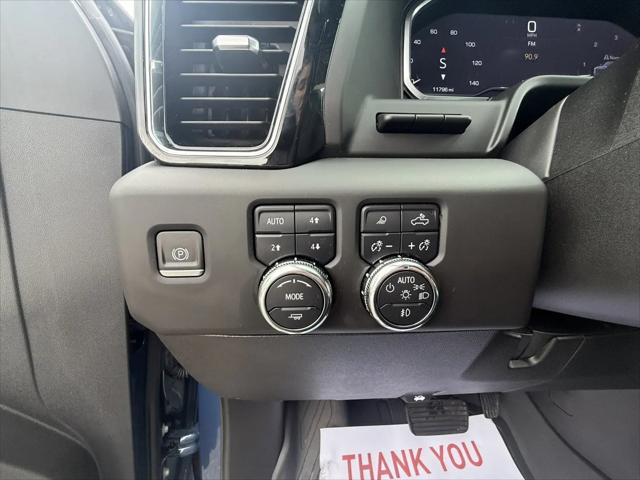 2024 GMC Sierra 2500HD 4WD Crew Cab Standard Bed Denali
