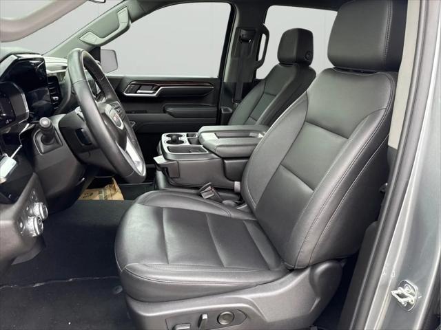 2026 GMC Sierra 1500 Crew Cab, Short Bed, SLT, 4WD
