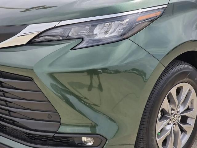 2025 Toyota Sienna XLE