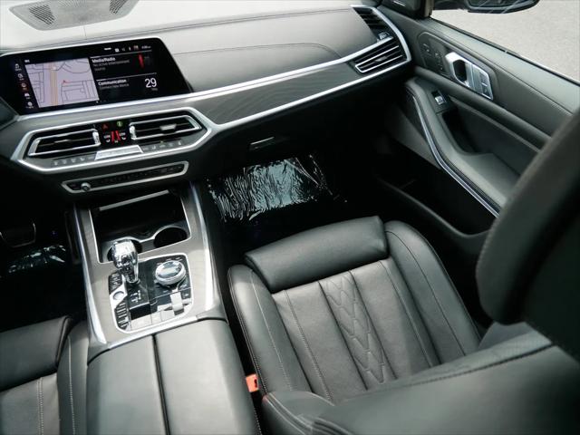 2020 BMW X7 M50i