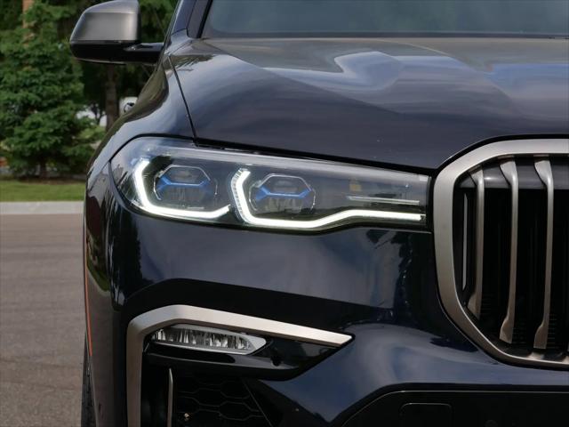 2020 BMW X7 M50i