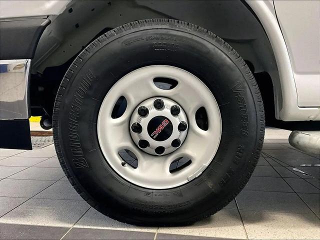 2025 GMC Savana Cargo RWD 2500 Regular Wheelbase Work Van