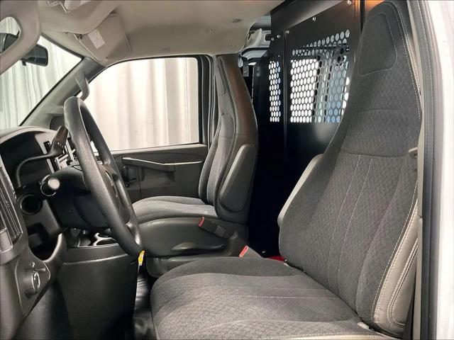 2025 GMC Savana Cargo RWD 2500 Regular Wheelbase Work Van