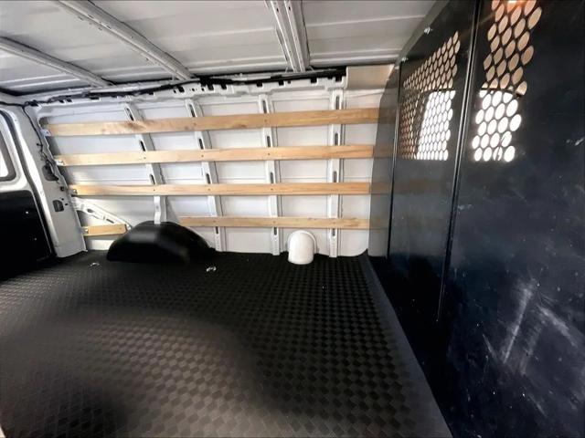 2025 GMC Savana Cargo RWD 2500 Regular Wheelbase Work Van