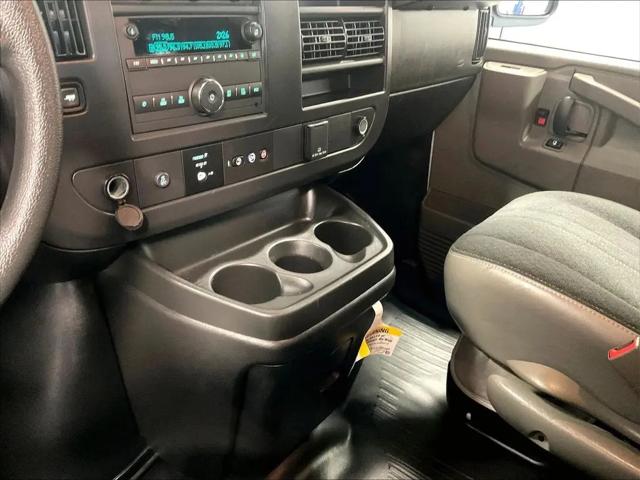 2025 GMC Savana Cargo RWD 2500 Regular Wheelbase Work Van