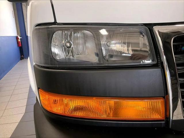 2025 GMC Savana Cargo RWD 2500 Regular Wheelbase Work Van