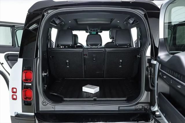 2023 Land Rover Defender 110 X-Dynamic SE