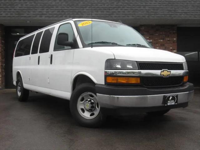 2025 Chevrolet Express Passenger RWD 3500 Extended Wheelbase LT for sale in Avon, NY