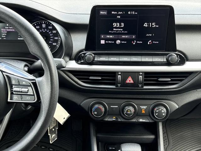 2024 Kia Forte LXS