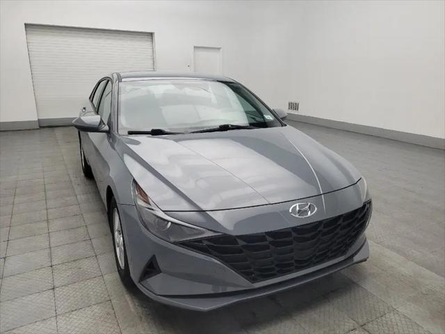 2022 Hyundai Elantra SE