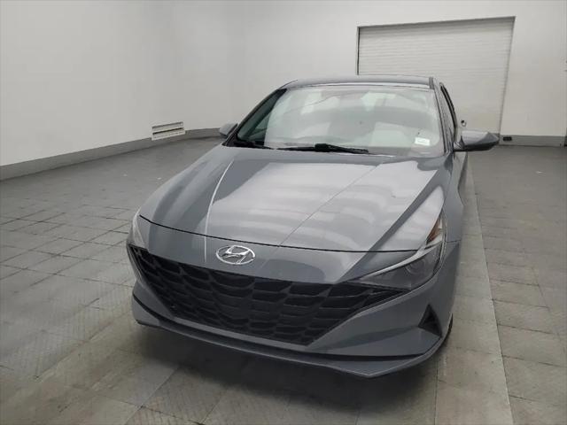2022 Hyundai Elantra SE