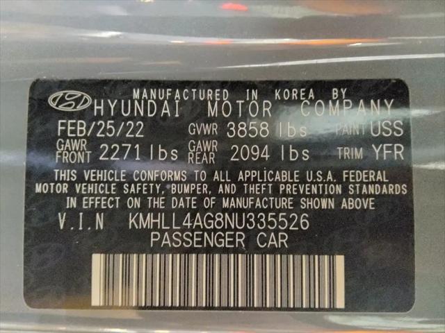 2022 Hyundai Elantra SE