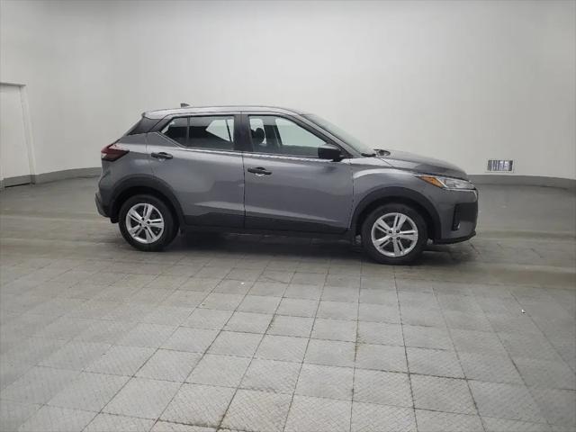 2024 Nissan Kicks S Xtronic CVT