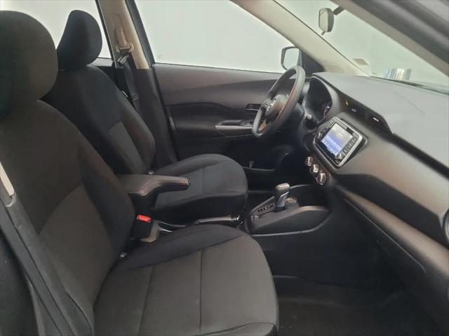 2024 Nissan Kicks S Xtronic CVT