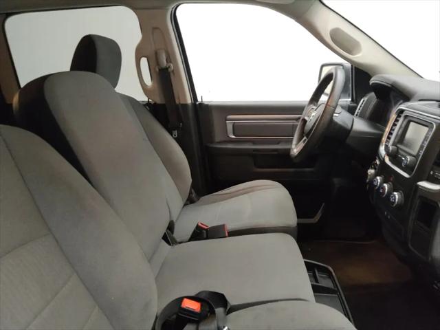 2022 Ram 1500 Classic SLT Crew Cab 4x2 5'7" Box