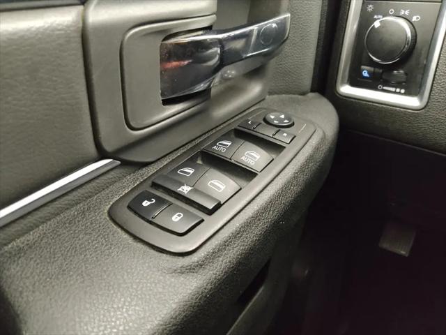 2022 Ram 1500 Classic SLT Crew Cab 4x2 5'7" Box