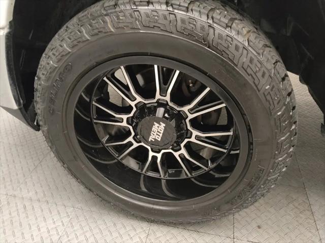 2022 Ram 1500 Classic SLT Crew Cab 4x2 5'7" Box