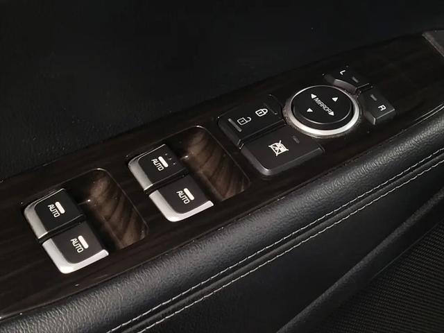 2020 Kia Sorento S V6