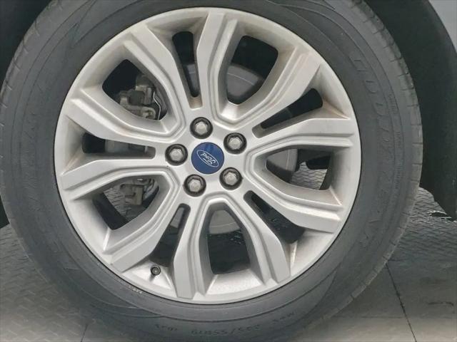 2020 Ford Edge Titanium
