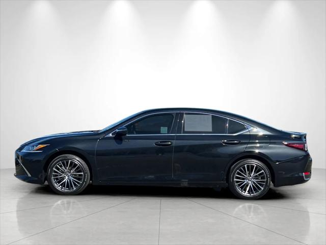2025 Lexus ES 300h ES 300h