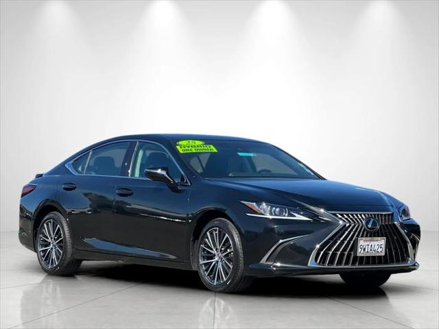 2025 Lexus ES 300h ES 300h
