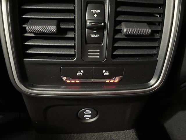 2024 Porsche Macan Macan