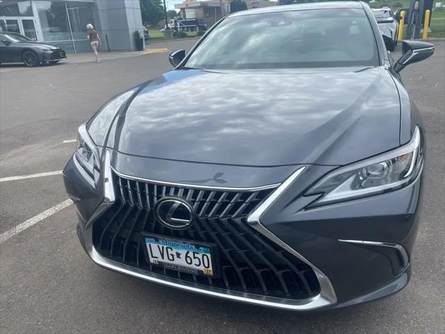 2024 Lexus ES 300h ES 300h