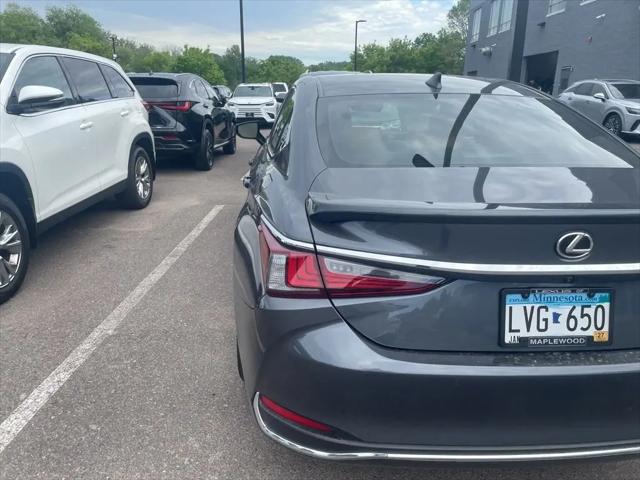 2024 Lexus ES 300h ES 300h