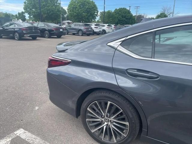 2024 Lexus ES 300h ES 300h