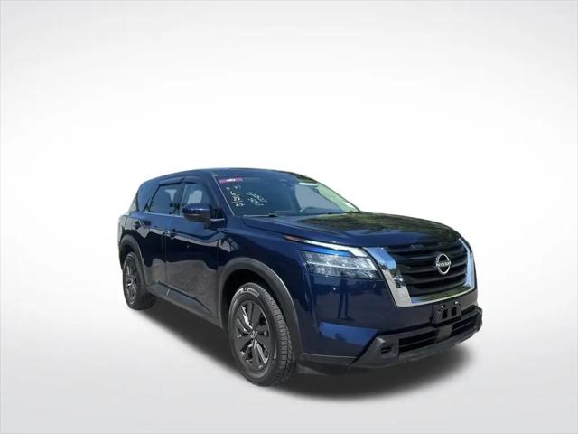 2022 Nissan Pathfinder S 4WD