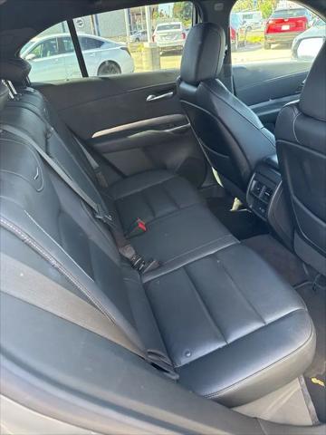2024 Cadillac XT4 AWD Premium Luxury