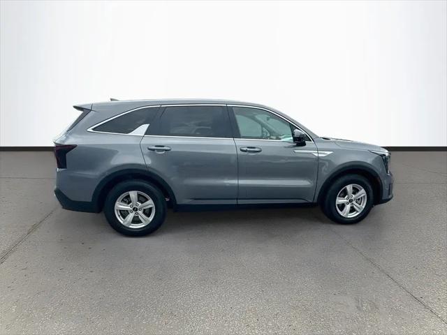 2025 Kia Sorento LX