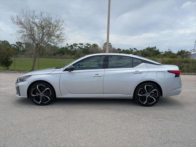 2023 Nissan Altima SR FWD