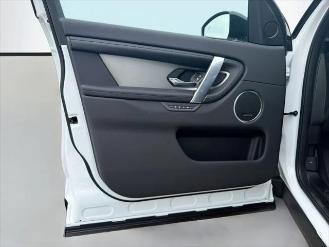2026 Land Rover Discovery Sport Landmark