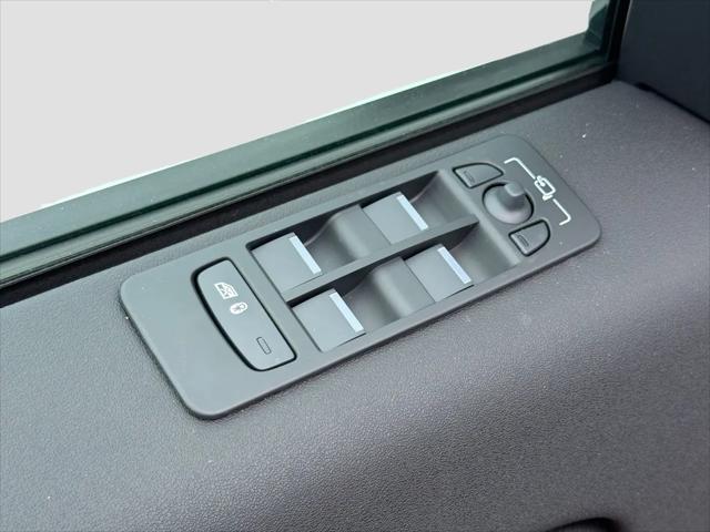 2026 Land Rover Discovery Sport Landmark