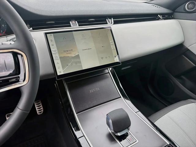 2026 Land Rover Range Rover Evoque Hoxton Edition
