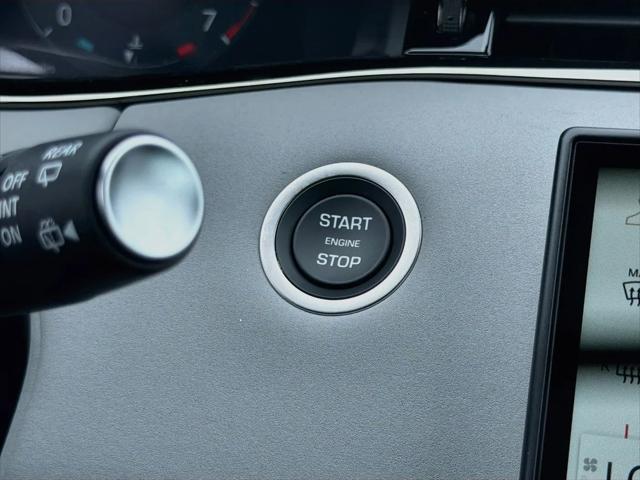2026 Land Rover Range Rover Evoque Hoxton Edition