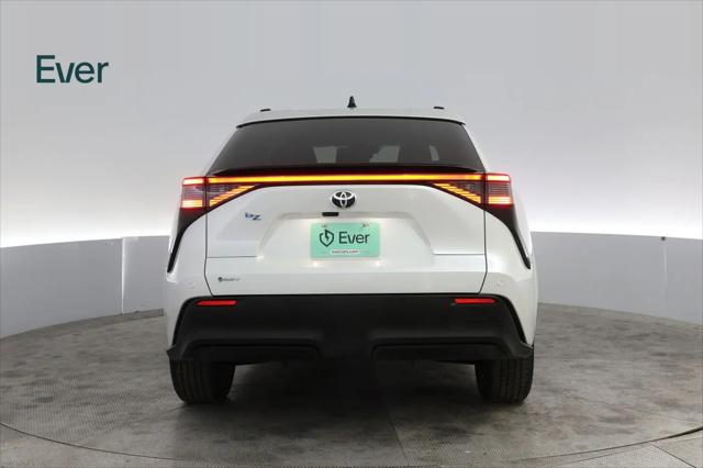 2026 Toyota bZ XLE Plus