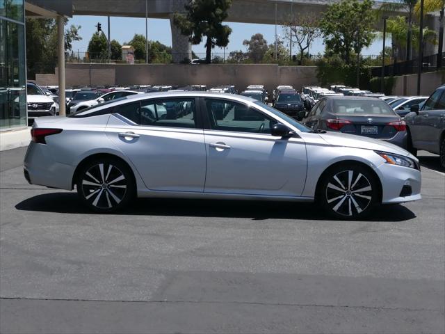 2021 Nissan Altima SR FWD