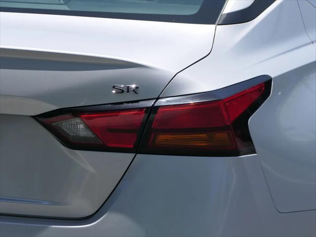 2021 Nissan Altima SR FWD