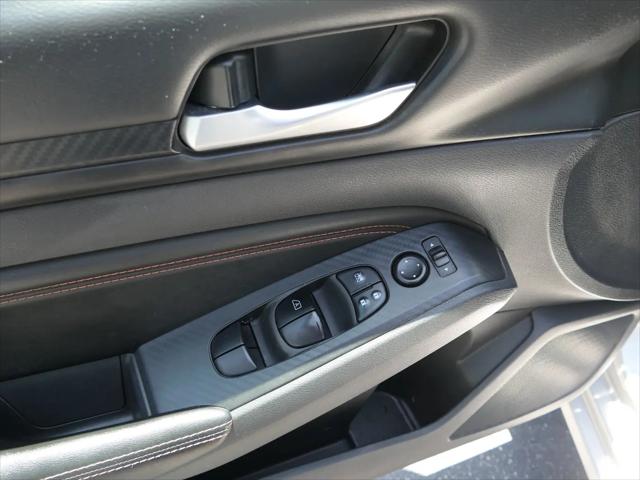 2021 Nissan Altima SR FWD