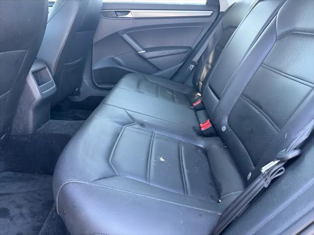 2017 Volkswagen Passat 1.8T R-Line