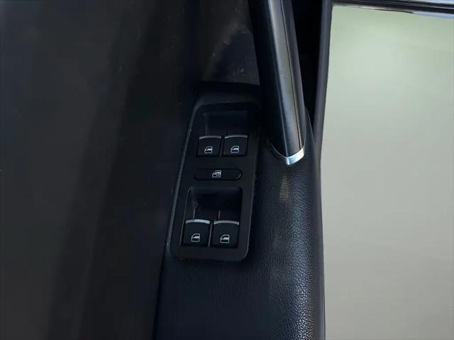 2017 Volkswagen Passat 1.8T R-Line