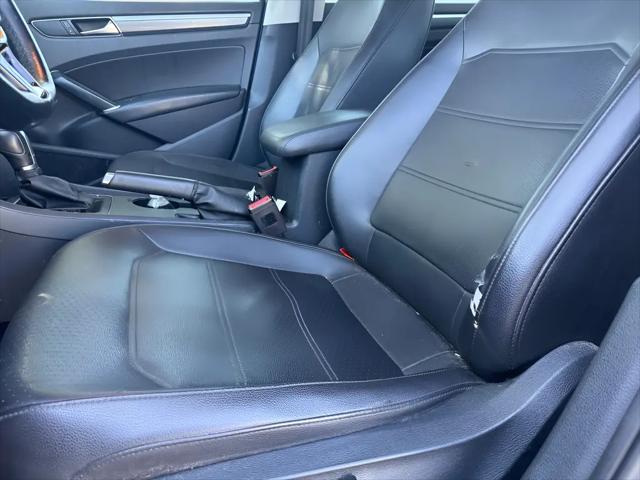 2017 Volkswagen Passat 1.8T R-Line