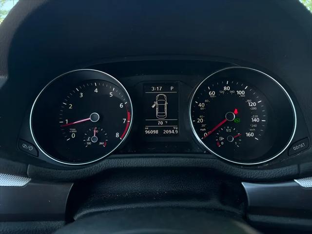 2017 Volkswagen Passat 1.8T R-Line