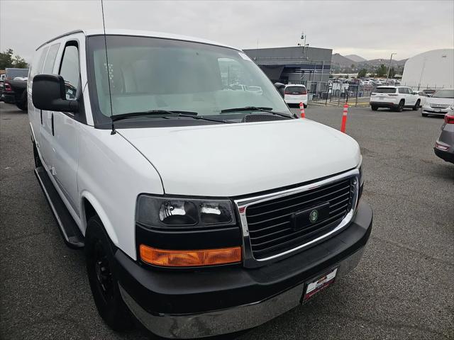 2017 GMC Savana 2500 Work Van
