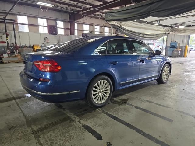 2016 Volkswagen Passat 1.8T SE