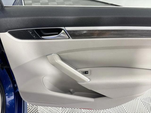 2016 Volkswagen Passat 1.8T SE