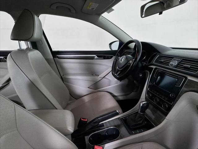 2016 Volkswagen Passat 1.8T SE