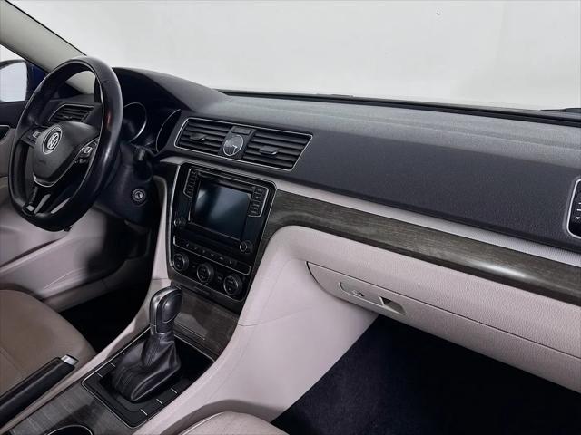 2016 Volkswagen Passat 1.8T SE